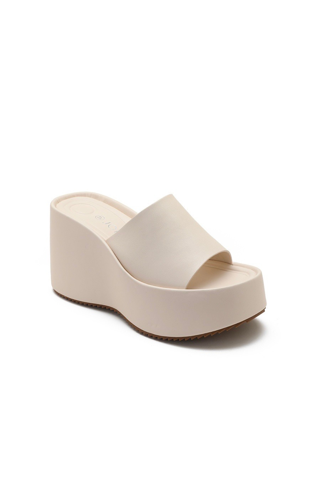 ZAPATO ADELA BEIGE ZAPATO ADELA BEIGE