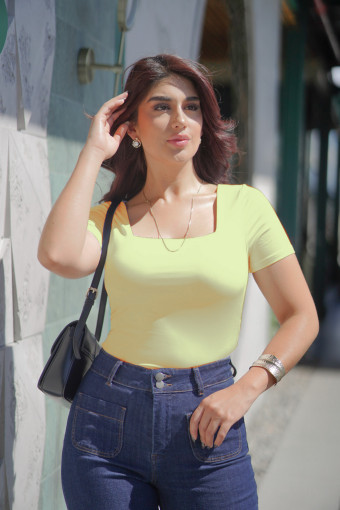 TOP VANESSA AMARILLO TOP VANESSA AMARILLO