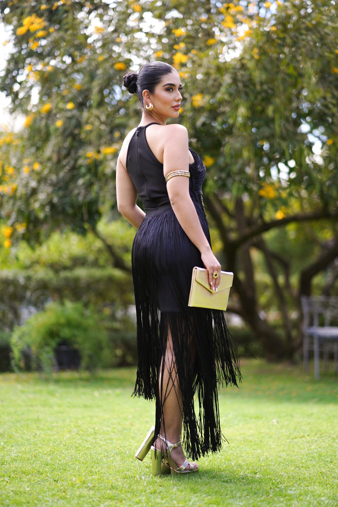 VESTIDO ROSARIO NEGRO VESTIDO ROSARIO NEGRO
