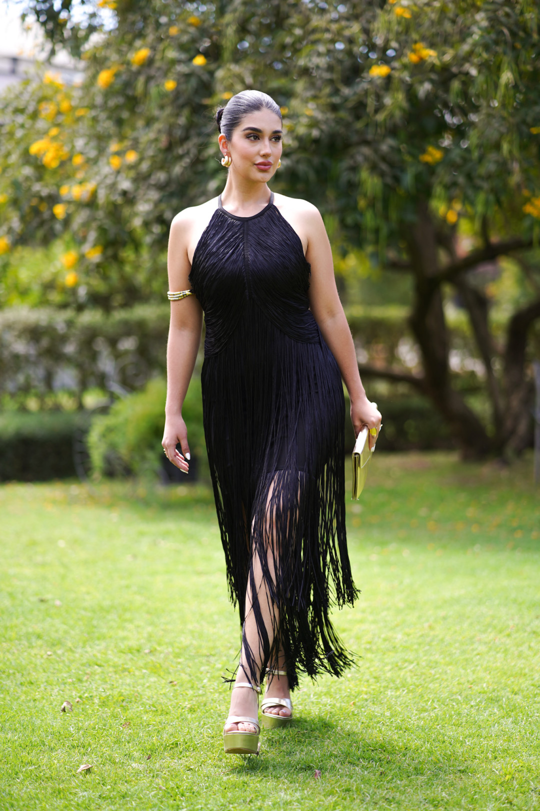VESTIDO ROSARIO NEGRO VESTIDO ROSARIO NEGRO