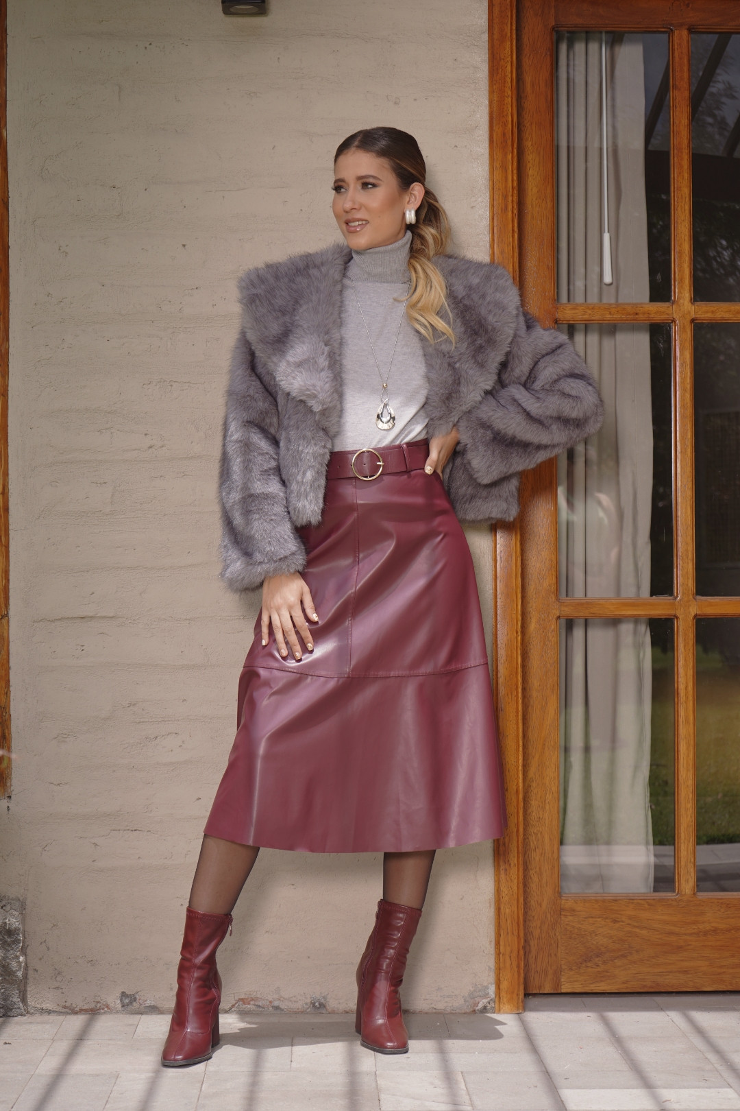 ABRIGO DE PIEL PAOLA GRIS