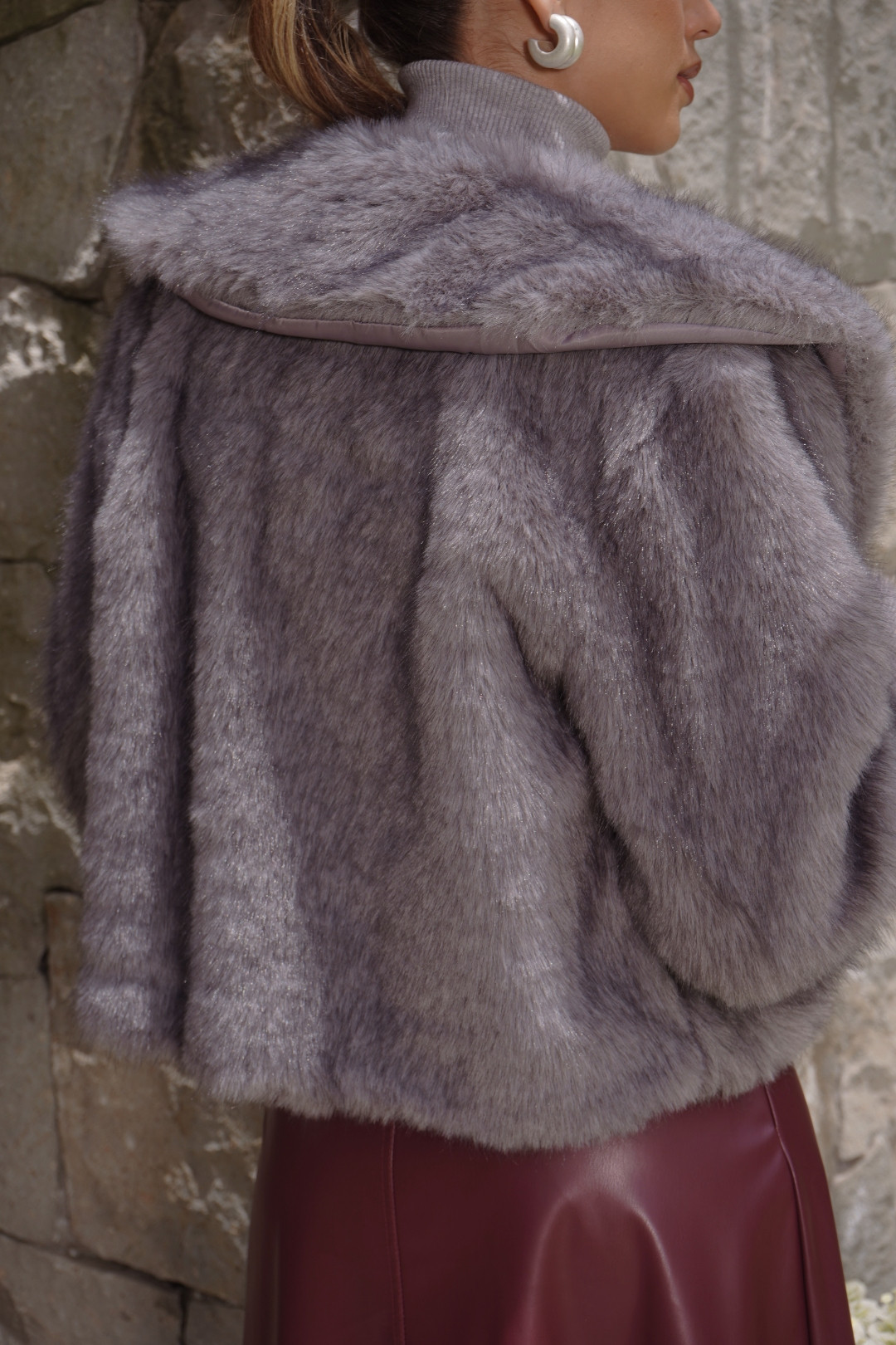 ABRIGO DE PIEL PAOLA GRIS