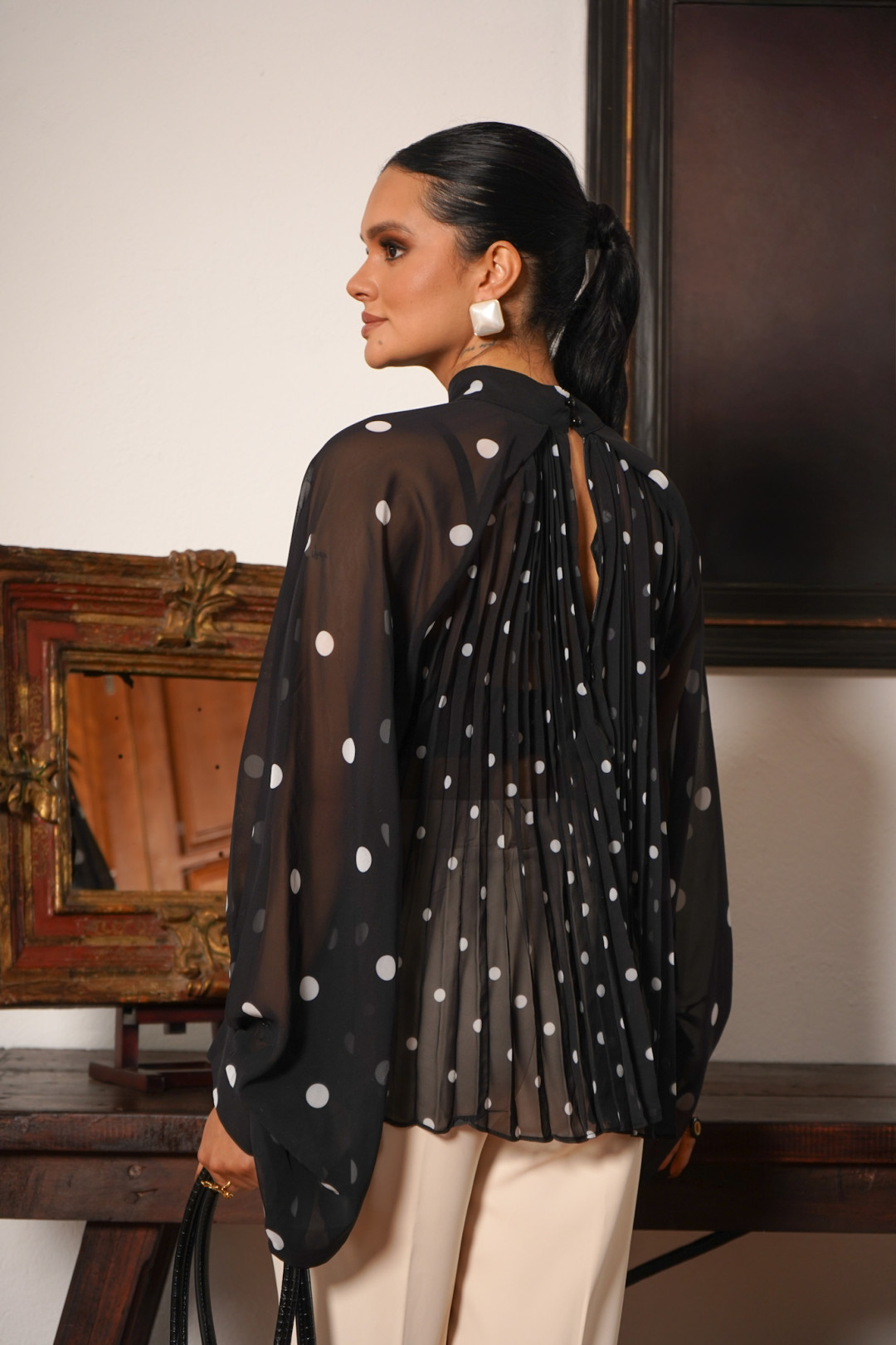 BLUSA ANASTACIA NEGRA