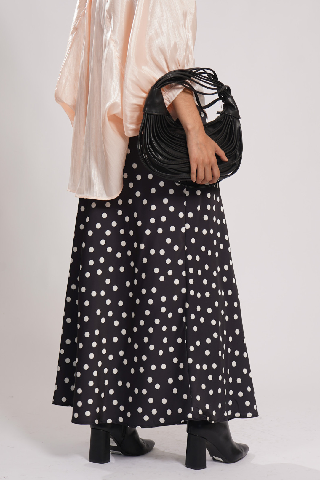 FALDA MARIA LAURA NEGRA