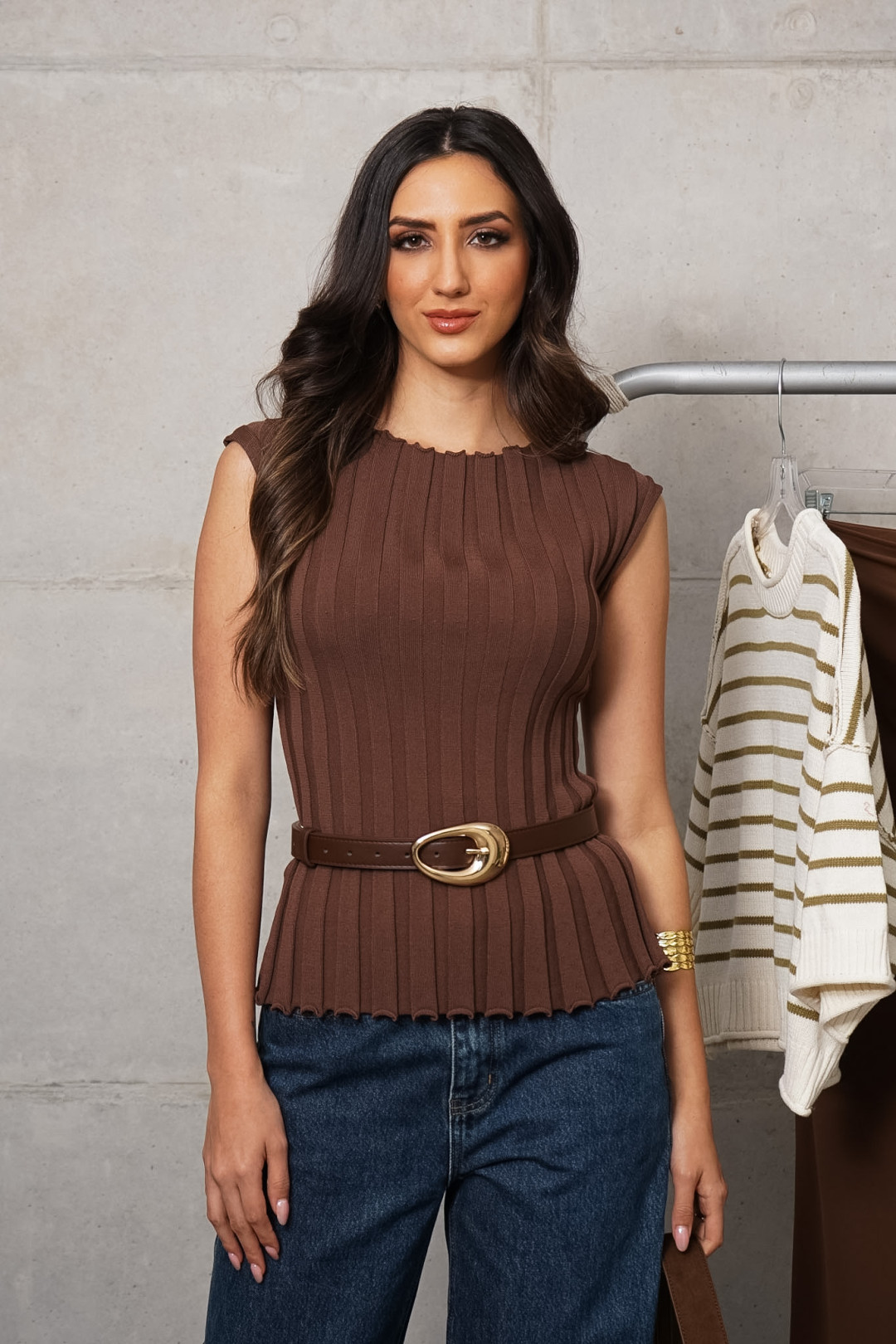 TOP ELIZABETH