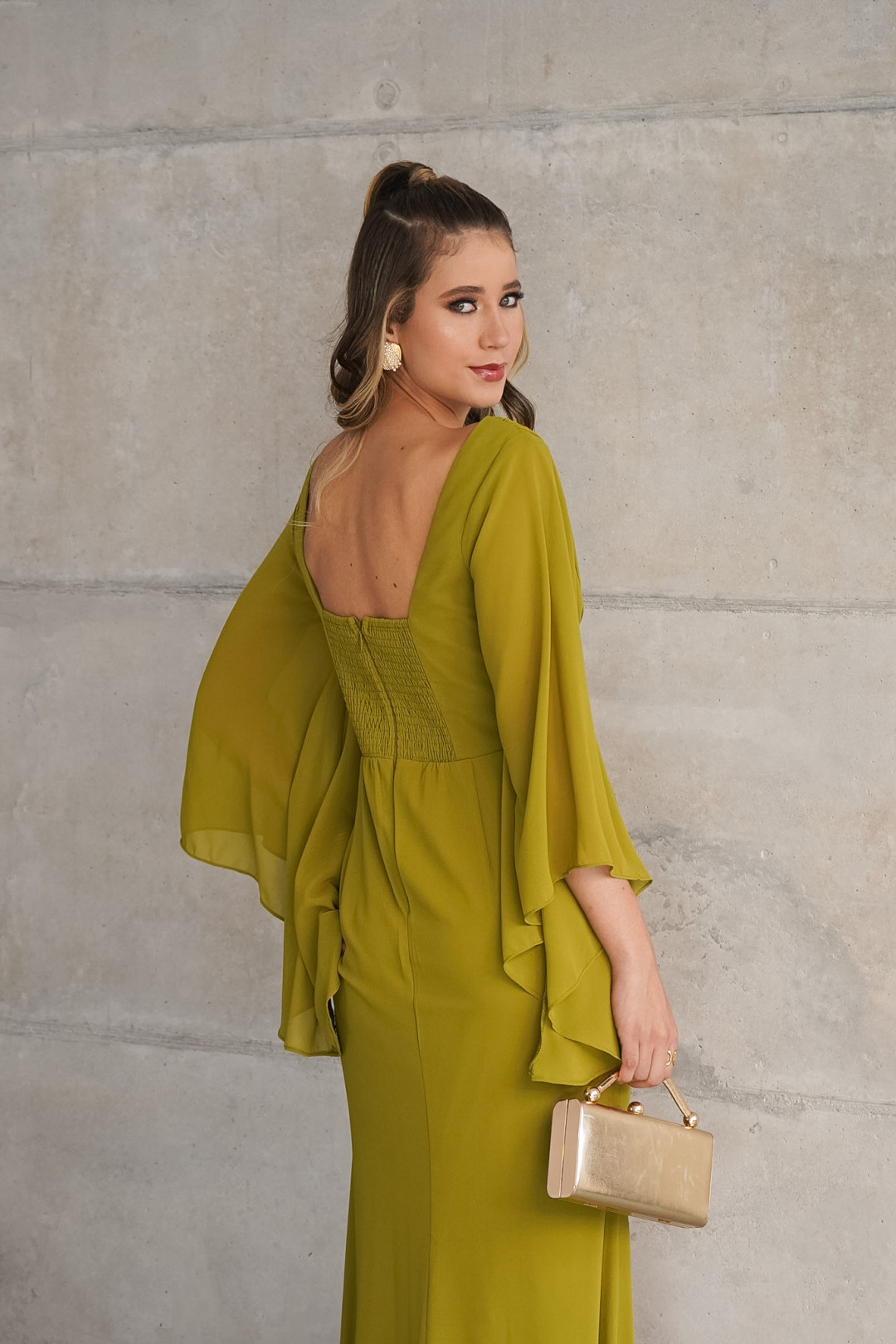 VESTIDO ALANIS VERDE-OLIVA