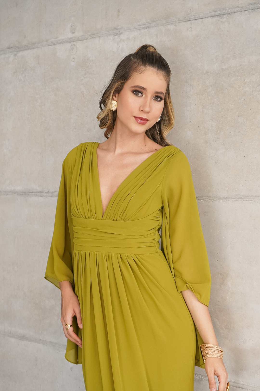 VESTIDO ALANIS VERDE-OLIVA