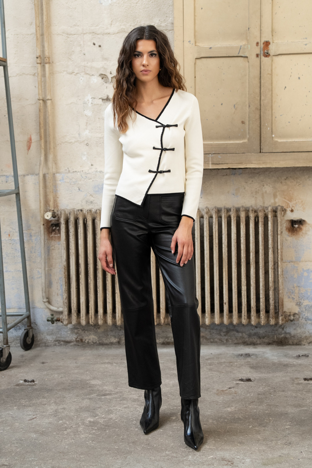 PANTALON ALEGRIA NEGRO
